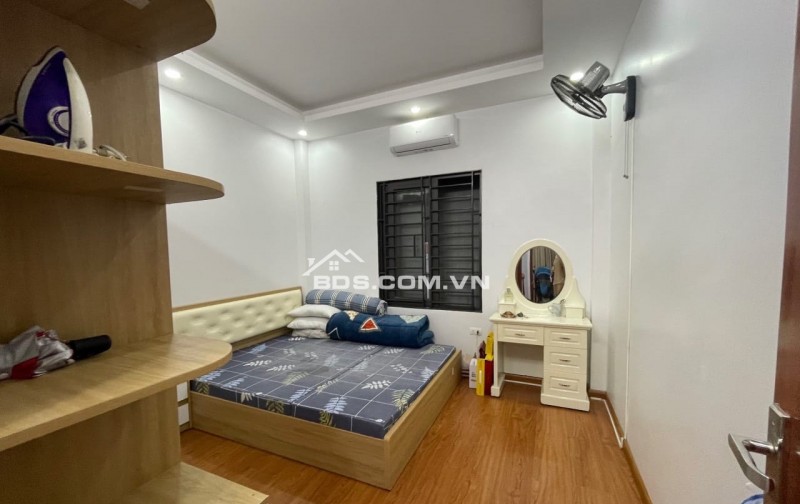 Cho thuê nhà ngõ Phan Đình Giót- Hà Đông, DT 44m, 4 tầng - Giá 12Triệu/tháng - ưu tiên hộ gia đình